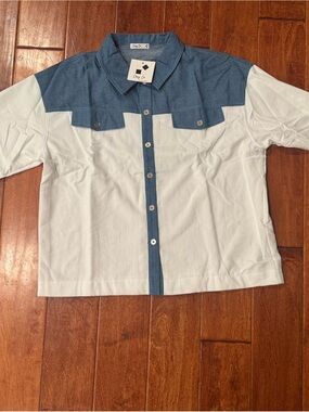 Two-Tone Blue and White Casual Button-Up Shirt -